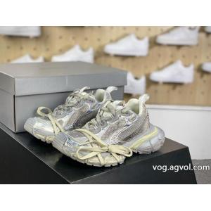 大注目 ギフトＯＫ 大人気アイテムブランド 偽物balenciagaスニーカー.