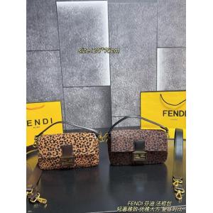 ブランド スーパー コピー 通販FENDI毎日大活躍 販売通販 秋冬のトレンドレディースバッグ