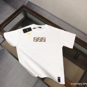 半袖Tシャツコピー 商品 販売大人で素敵 カジュアルなのに高感度が高く 話題の新作フェンディ