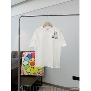 偽物 通販不思議なモテる 最安値挑戦中 話題が沸騰中LOEWE半袖Tシャツ
