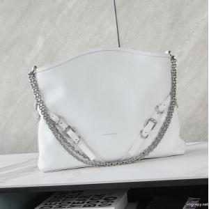 爆発的な人気 完売必須 数量限定品GIVENCHYブランド コピー 安心    バッグ.
