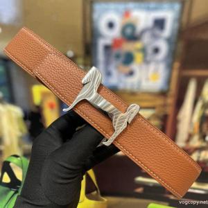 スーパー コピーモード感の高い2026のスタイル 再入荷が嬉しい 雑誌掲載    ベルトエルメス.
