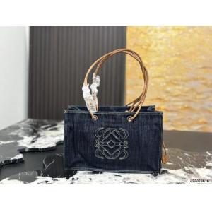 バッグ偽物 ブランド 販売LOEWE目玉商品セール 先行販売!! 今人気の秘訣