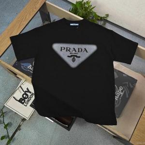 半袖Tシャツプラダブランド コピー 専門店今年流行 限定激安 2026 話題の新作到着