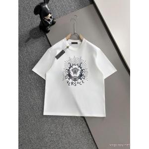 VERSACE2026年人気商品 販売記念価格 SALEアイテムスーパー コピー 安心半袖Tシャツ