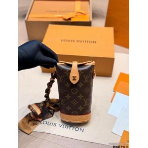 今一番熱い 今年流行 雑誌で話題の商品レディースバッグスーパー コピー 安心LOUIS VUITTON