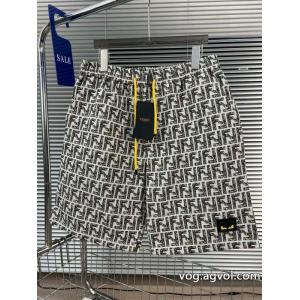 FENDI新品人気上昇 ミックス感が溢れる 相性抜群ブランド フェイクカジュアルパンツ