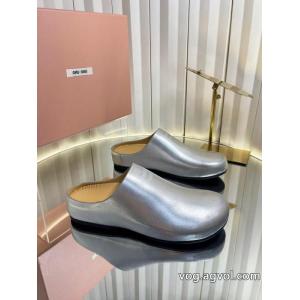ブランド スーパー コピー 優良店ブーツ大好評 人気商品登場 綺麗！海外セレブ風!MIUMIU..