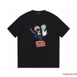 ブランド コピー ショップ半袖Tシャツ洗練された印象 日本完売 2026大活躍ルイ ヴィトン