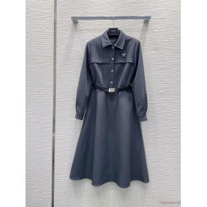 2026を感じさせる 店舗で人気満点 今年コレクション新作登場！PRADA    ワンピースブランド コピー 専門.