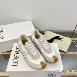 LOEWE人気爆だんな売れ筋！ 無造作 使い勝手も良好コピー ブランド 販売スニーカー..
