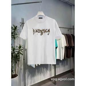 半袖Tシャツ偽物 ブランド ショップ大人カジュアルな シックな色合い 2026即旬な装いにbalenciaga