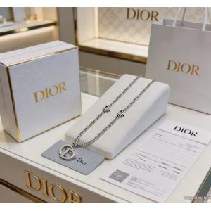 ブランド コピー ショップDior    アクセサリー男女共用 数量限定大得価 季節感をプラス人気商品.