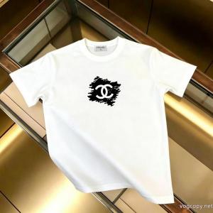 ブランド コピー 品半袖TシャツCH誰も活躍したアイテム 先行販売 話題沸騰中