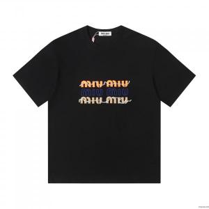 好感度の高い人気販売 2026季新作 決算在庫処分半袖Tシャツコピー ブランド 通販MIUMIU