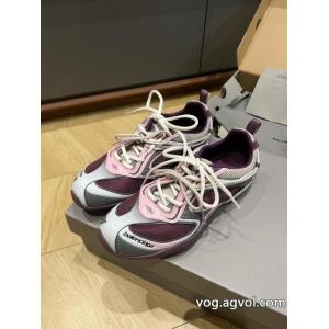ブランドスーパーコピー2026人気定番 大人気コラボ商品 最新アイテム    balenciaga..