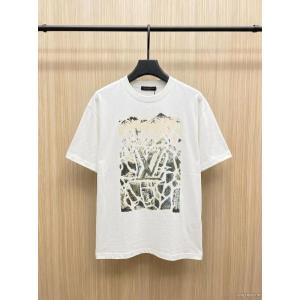 LOUIS VUITTON半袖Tシャツブランド 偽物完売次第終了早い者勝ち 上品な彩りに夢中 高評価の人気品