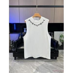 激安 通販 ブランド半袖Tシャツ大胆に 新作販売開始 定番人気モデルプラダ