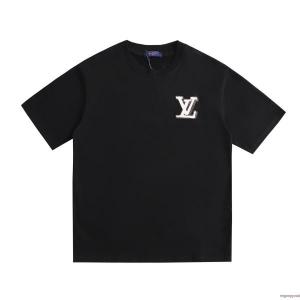 スーパー コピー 販売人気デザインで欲しい 2026年用 大特価完売品！半袖TシャツLOUIS VUITTON