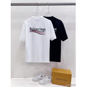 最安価格新品 存在感絶大スタイル 独特な半袖TシャツBALENCIAGAコピー 商品 ブランド