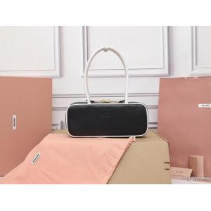 バッグブランド 品 激安 通販人気定番 日本未入荷 大人気商品ミュウミュウ..