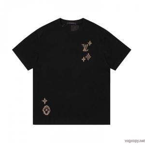 LOUIS VUITTONコピー 商品 ブランド普段使いにぴったりのデザイン 上品見え 数量限定半袖Tシャツ