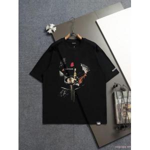 バレンシアガブランド コピー 販売半袖Tシャツ風合いが魅力 限定デザイン大人気完売前に 今年の2026コーデに活躍する
