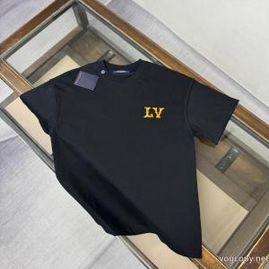 LOUIS VUITTON半袖Tシャツ大人の華やかさを演出 上質な素材採用 目玉商品セール激安 ブランド