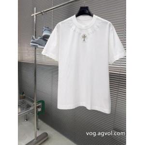 半袖TシャツCHROME HEARTSコピー ブランド 通販十分な耐久性 柔らかな肌触り 華やかムードを演出して