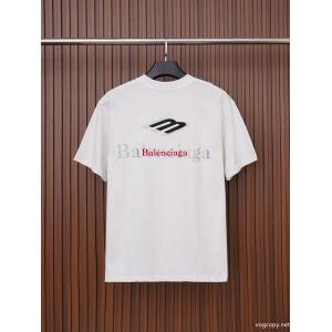 半袖Tシャツ品質高き人気アイテム 夏の最旬スタイルを楽しい 新作限定BALENCIAGA偽 ブランド 通販