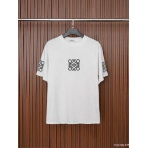 LOEWE赤字超特価新品 爆買い格安 注目を集める半袖Tシャツスーパー コピー ブランド 通販