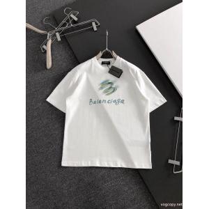 ブランド スーパー コピーBALENCIAGA爆発的人気オシャレ度がアップ 高級感あるスタイル 流行の最前線半袖Tシャツ