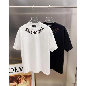 品質にこだわり 着回し力が抜群 春服コーデ2026年版BALENCIAGAコピー 通販半袖Tシャツ