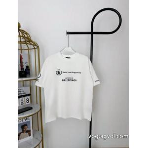 2026新作登場 再入荷が嬉しい2026 人気モデル愛用balenciaga半袖Tシャツ偽 ブランド
