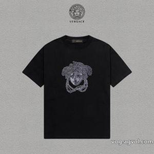 ヴェルサーチ先行販売 重宝する 人気セールスーパー コピー 販売半袖Tシャツ