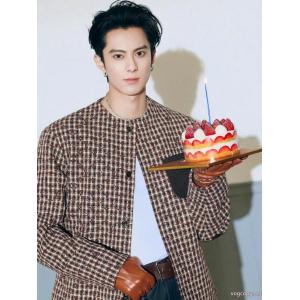 LOUIS VUITTONジャケットブランド 通販店特に注目したい 透け感優しい 肌触りのいい
