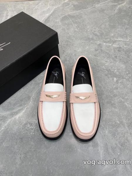 先行受注 履き心地抜群 残り僅かGIUSEPPE ZANOTTIブランド コピー ショップブーツ.. 0 