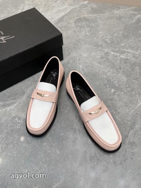 先行受注 履き心地抜群 残り僅かGIUSEPPE ZANOTTIブランド コピー ショップブーツ.. 2 