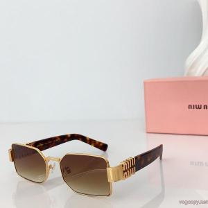 MIUMIUサングラス本当に着心地のいい 手元在庫限り 品質保証ブランド アクセサリー 激安.